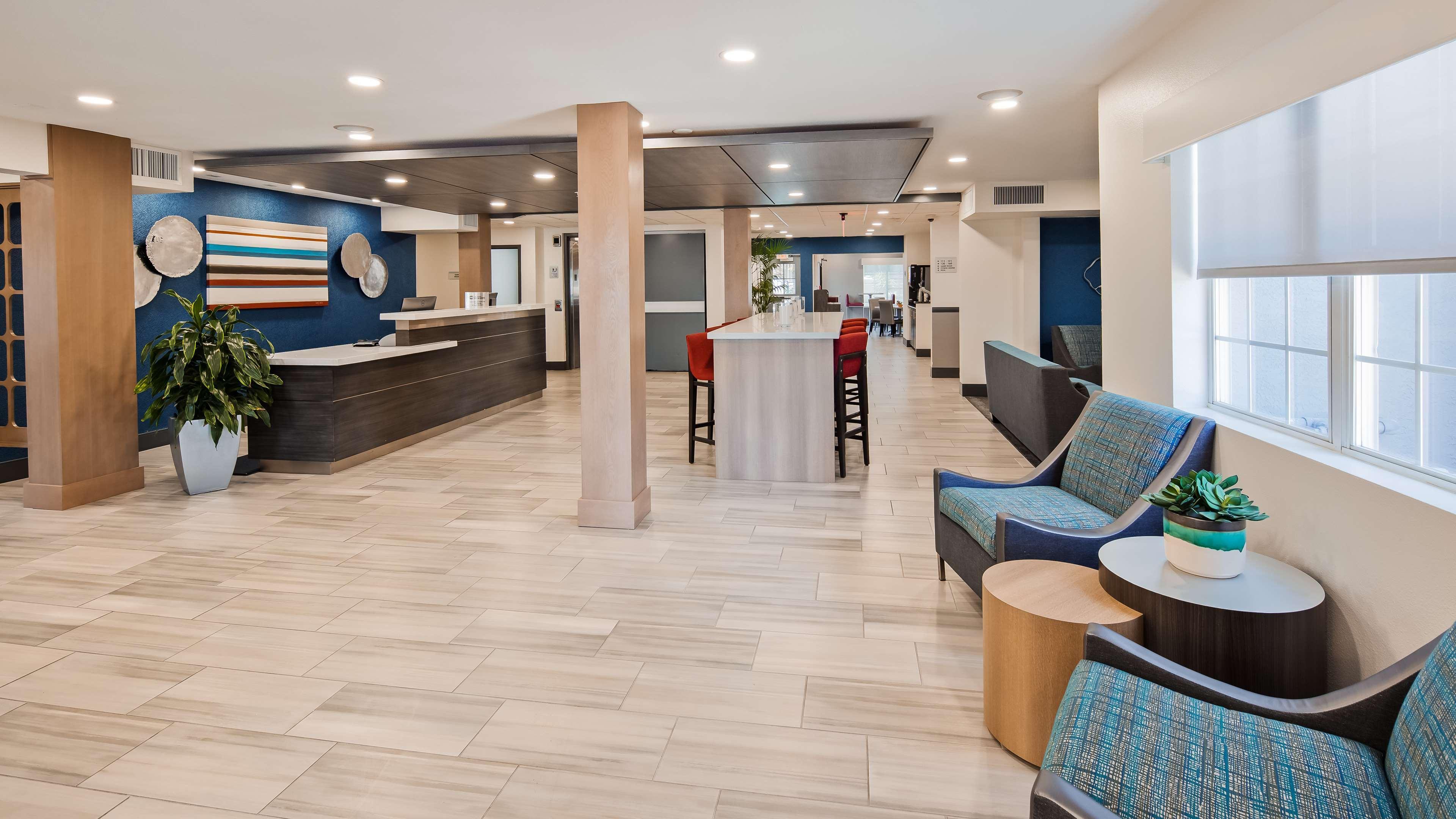La Quinta Inn & Suites By Wyndham Tulsa Downtown - Route 66 Екстер'єр фото