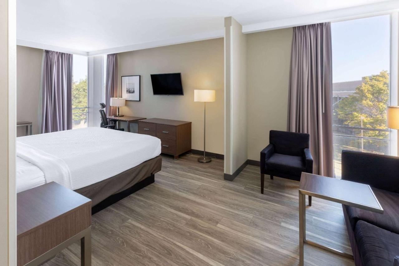 La Quinta Inn & Suites By Wyndham Tulsa Downtown - Route 66 Екстер'єр фото